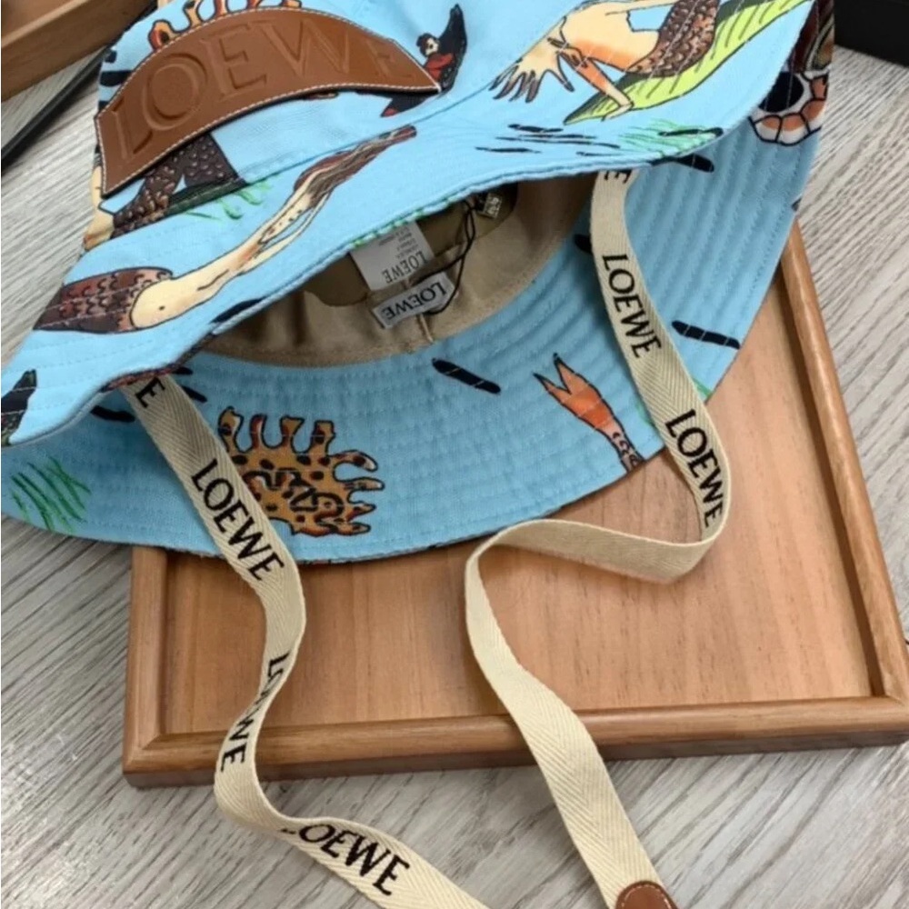 LOEWE Blue Bucket Hat with Mermaid Print - Picture 4 of 9